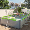 Piscina grande con toldo extraíble, diseño plegable para uso en exteriors