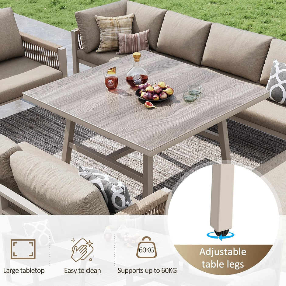 Jardin Exterior en Forma de L para hasta 8 Personas