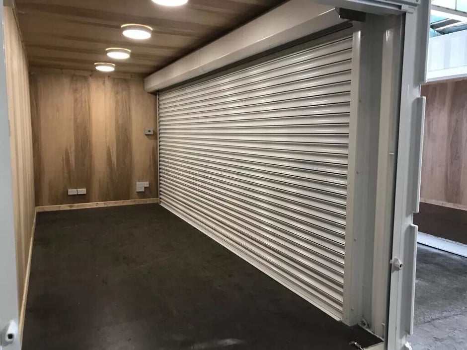 Contenedor de transporte de 20 × 8 pies con persiana enrollable